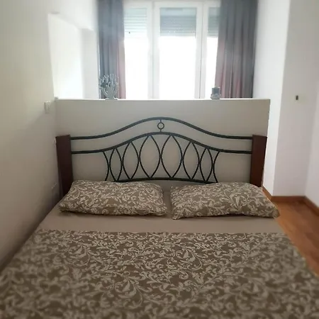 Dort Apartment